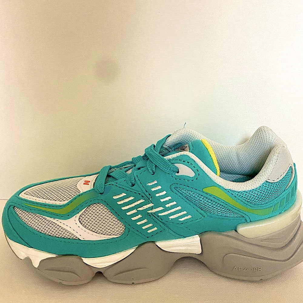 NEW BALANCE 9060 CYAN BURST BOYS 2 GIRLS 3 - Picture 8 of 14